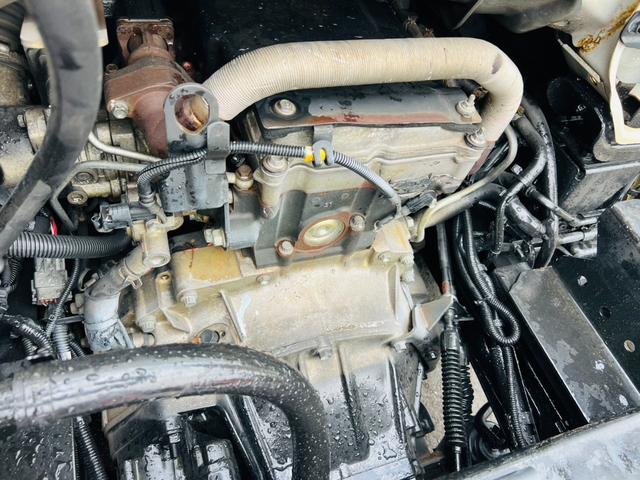 エルフトラック アームロール 5速マニュアル 最大積載量3000kg HSAヒルスタートアシスト エアコンパワステ パワーウィンドウ ETC(34枚目)