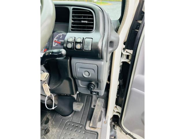 エルフトラック アームロール 5速マニュアル 最大積載量3000kg HSAヒルスタートアシスト エアコンパワステ パワーウィンドウ ETC(42枚目)