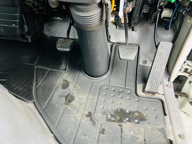 エルフトラック アームロール 5速マニュアル 最大積載量3000kg HSAヒルスタートアシスト エアコンパワステ パワーウィンドウ ETC(44枚目)