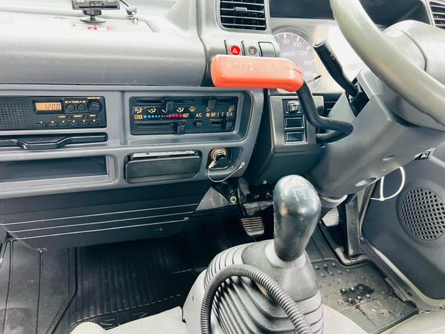 エルフトラック アームロール 5速マニュアル 最大積載量3000kg HSAヒルスタートアシスト エアコンパワステ パワーウィンドウ ETC(50枚目)