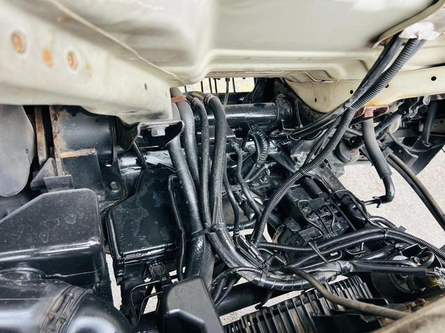 エルフトラック アームロール 5速マニュアル 最大積載量3000kg HSAヒルスタートアシスト エアコンパワステ パワーウィンドウ ETC(56枚目)