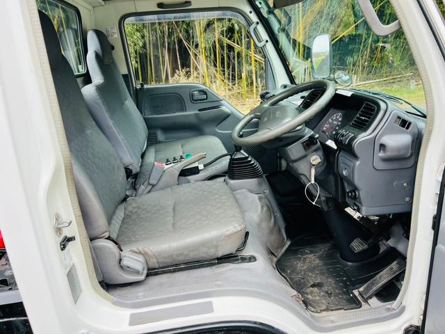 エルフトラック アームロール 5速マニュアル 最大積載量3000kg HSAヒルスタートアシスト エアコンパワステ パワーウィンドウ ETC(68枚目)