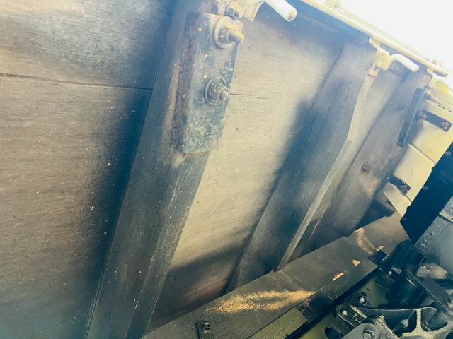 エルフトラック ロング 平ボディー ロングワイド 4WD 最大積載量2000kg ユニッククレーン ラジコン付き アウトリガー 5速マニュアル エンジン4HG1 エアコン パワステ パワーウィンドウ 坂道発進補助装置付き(28枚目)