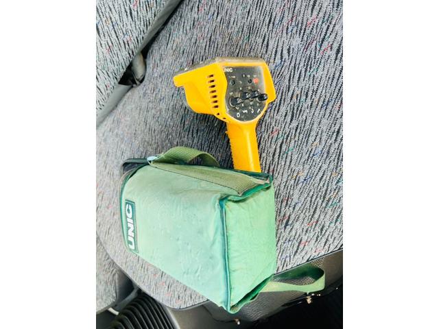 エルフトラック ロング 平ボディー ロングワイド 4WD 最大積載量2000kg ユニッククレーン ラジコン付き アウトリガー 5速マニュアル エンジン4HG1 エアコン パワステ パワーウィンドウ 坂道発進補助装置付き(44枚目)