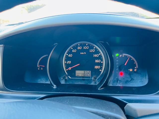 レジアスエースバン ロングＤＸ　４ＷＤ　両側スライドドア　グリルガード　テールランプガード　夏冬タイヤ　ＣＤプレーヤー　荷台棚加工　タイミングベルト１回交換済み（30枚目）