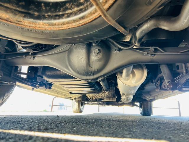レジアスエースバン ロングＤＸ　４ＷＤ　両側スライドドア　グリルガード　テールランプガード　夏冬タイヤ　ＣＤプレーヤー　荷台棚加工　タイミングベルト１回交換済み（40枚目）