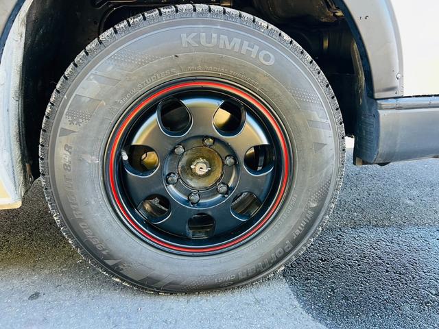 レジアスエースバン ロングＤＸ　４ＷＤ　両側スライドドア　グリルガード　テールランプガード　夏冬タイヤ　ＣＤプレーヤー　荷台棚加工　タイミングベルト１回交換済み（54枚目）