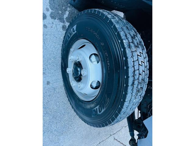 ヒノレンジャー 　セルフローダー　タダノ４段クレーン　ラジコン付き　ウインチ付き　アウトリガー　６速マニュアル　ＥＴＣ　最大積載量２０５０ｋｇ（43枚目）