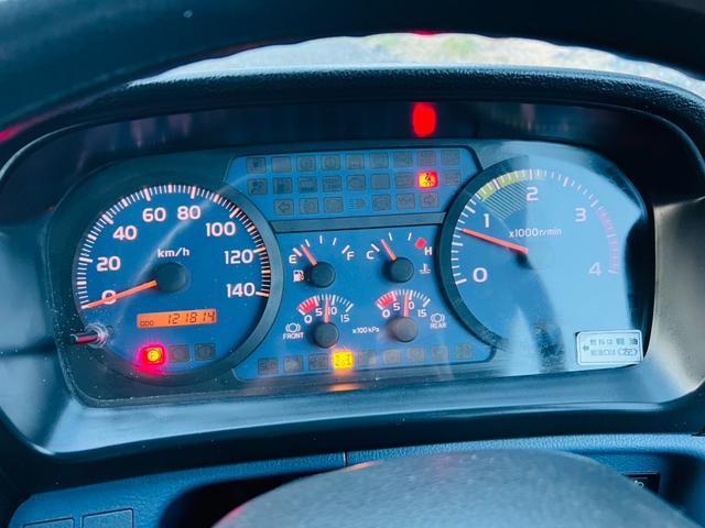 ヒノレンジャー 　セルフローダー　タダノ４段クレーン　ラジコン付き　ウインチ付き　アウトリガー　６速マニュアル　ＥＴＣ　最大積載量２０５０ｋｇ（53枚目）