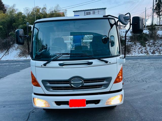 ヒノレンジャー 　セルフローダー　タダノ４段クレーン　ラジコン付き　ウインチ付き　アウトリガー　６速マニュアル　ＥＴＣ　最大積載量２０５０ｋｇ（71枚目）