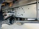 　セルフローダー　５段クレーン　ラジコン付き　フックイン　最大積載量５５００ｋｇ　６速マニュアル　ＨＳＡ　エアサス　後輪ダブルタイヤ　アウトリガー　重機運搬（25枚目）