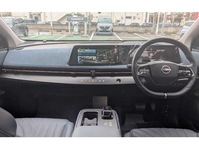 アリア Ｂ６　ｅ－４ＯＲＣＥ　４ＷＤ　ガラスルーフ＋ライティング＋プロパイ２．０＆　寒冷地　スマートキー　全周囲モニター　ＥＴＣ　エマブレ　フルオートエアコン　ＬＥＤヘッド　４ＷＤ（4枚目）