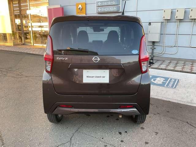 デイズ 660 X 4WD ワンオーナー 寒冷地仕様車 バックカメラ ブレーキサポート LDW エアコン インテリジェントキー 禁煙車 フルタイム4WD 1オーナー エアバッグ 寒冷地仕様 キーフリー バックカメラ 盗難防止装置 パワーステアリング パワーウインドウ(9枚目)