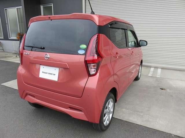 デイズ ６６０　Ｘ　４ＷＤ　ブレーキサポート　インテリジェントアラウンドビューモニター　ＬＤＷ　エアコン　インテリジェントキー　禁煙車　フルタイム４ＷＤ　１オーナー　エアバッグ　キーフリー　ドライブレコーダー　盗難防止装置（6枚目）