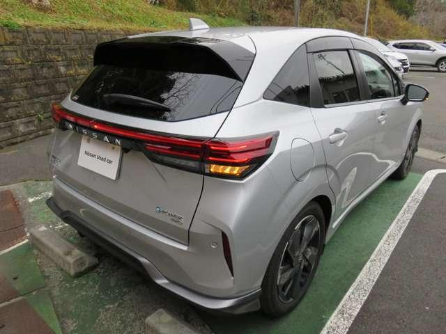 オーラ １．２　Ｇ　ＦＯＵＲ　レザーエディション　４ＷＤ　ワンオ－ナ－車　ＬＫＡ　レザーシート　追従クルコン　禁煙　ＬＥＤライト　ドライブレコーダー　インテリキー　寒冷地仕様　４ＷＤ　ＥＴＣ　アルミ　記録簿　盗難警報器　キーレスエントリー　オートエアコン（2枚目）