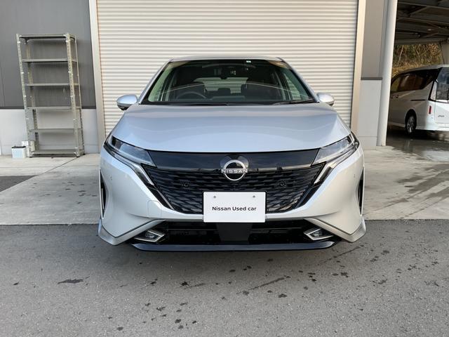 オーラ １．２　Ｇ　ＦＯＵＲ　レザーエディション　４ＷＤ　ワンオ－ナ－車　ＬＫＡ　レザーシート　追従クルコン　禁煙　ＬＥＤライト　ドライブレコーダー　インテリキー　寒冷地仕様　４ＷＤ　ＥＴＣ　アルミ　記録簿　盗難警報器　キーレスエントリー　オートエアコン（3枚目）