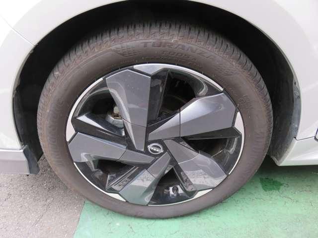 オーラ １．２　Ｇ　ＦＯＵＲ　レザーエディション　４ＷＤ　ワンオ－ナ－車　ＬＫＡ　レザーシート　追従クルコン　禁煙　ＬＥＤライト　ドライブレコーダー　インテリキー　寒冷地仕様　４ＷＤ　ＥＴＣ　アルミ　記録簿　盗難警報器　キーレスエントリー　オートエアコン（16枚目）