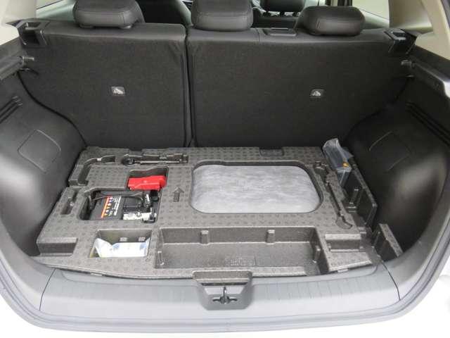 オーラ １．２　Ｇ　ＦＯＵＲ　レザーエディション　４ＷＤ　ワンオ－ナ－車　ＬＫＡ　レザーシート　追従クルコン　禁煙　ＬＥＤライト　ドライブレコーダー　インテリキー　寒冷地仕様　４ＷＤ　ＥＴＣ　アルミ　記録簿　盗難警報器　キーレスエントリー　オートエアコン（20枚目）