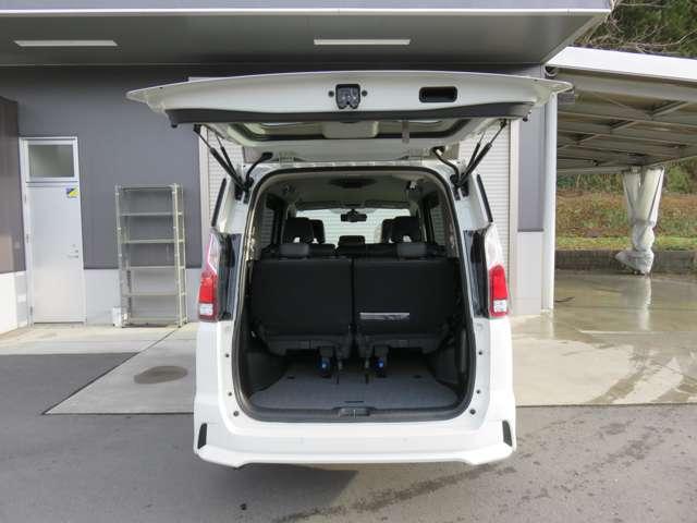 �ςݍ��݂��₷�����Q�b�W�X�y�[�X�ł��B�V�[�g�𒵂ˏグ����󋵂ɍ��킹�ăA�����W���\�ł��B