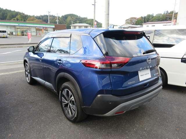 エクストレイル １．５　Ｘ　ｅ－４ＯＲＣＥ　４ＷＤ　エマブレ　１オーナー　レーンキープアシスト　アダプティブクルーズコントロール　禁煙　ＬＥＤヘッドライト　ドラレコ　インテリジェントキー　ＥＴＣ　４ＷＤ　記録簿　寒冷地仕様　キーレスエントリー　ＡＡＣ（6枚目）