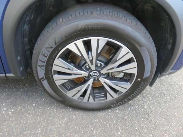 エクストレイル １．５　Ｘ　ｅ－４ＯＲＣＥ　４ＷＤ　エマブレ　１オーナー　レーンキープアシスト　アダプティブクルーズコントロール　禁煙　ＬＥＤヘッドライト　ドラレコ　インテリジェントキー　ＥＴＣ　４ＷＤ　記録簿　寒冷地仕様　キーレスエントリー　ＡＡＣ（9枚目）