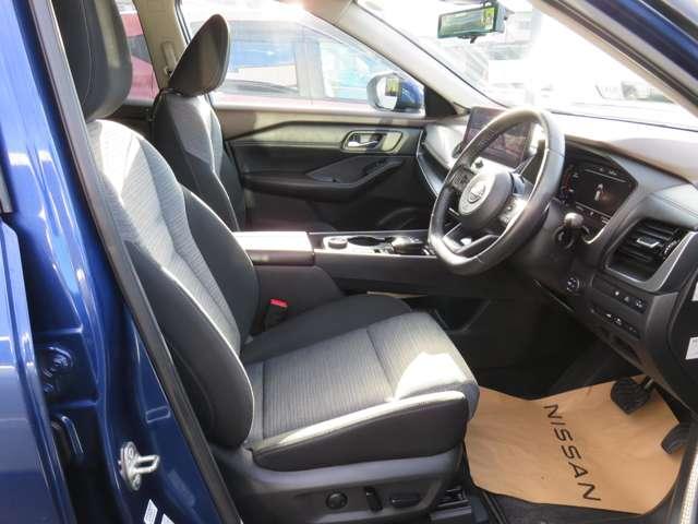 エクストレイル １．５　Ｘ　ｅ－４ＯＲＣＥ　４ＷＤ　エマブレ　１オーナー　レーンキープアシスト　アダプティブクルーズコントロール　禁煙　ＬＥＤヘッドライト　ドラレコ　インテリジェントキー　ＥＴＣ　４ＷＤ　記録簿　寒冷地仕様　キーレスエントリー　ＡＡＣ（20枚目）