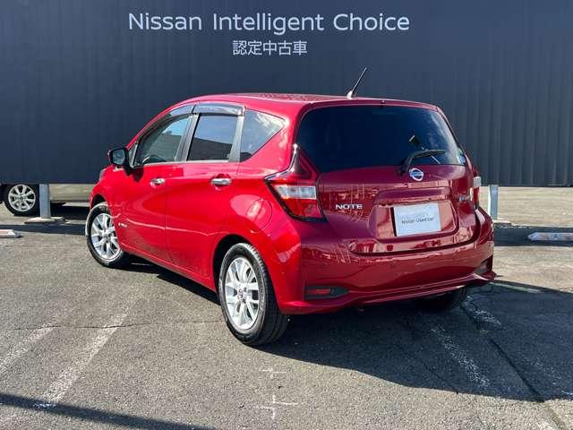 ノート １．２　ｅ－ＰＯＷＥＲ　Ｘ　Ｖセレクション　アラモニ　ＥＴＣ　ＬＥＤヘッドライト　アラウンドカメラ　運転席助手席エアバック　エアバッグ　衝突被害軽減装置　イモビライザー　ＬＥＤヘッドライト　パワーウインドウ　レーンアシスト　ＥＴＣ　アルミホイール　スマートキー　ドラレコ　Ｂカメラ（4枚目）