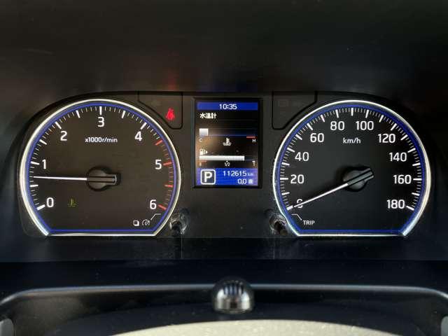 ＮＶ３５０キャラバンバン ２．５　プレミアムＧＸ　ロングボディ　ディーゼルターボ　４ＷＤ　Ｂモニター　キーフリー　切替式４ＷＤ　ＡＢＳ　運転席エアバッグ　記録簿　インテリキー　エアコン　パワステ　ドラレコ　メモリーナビ　ＥＴＣ　ナビ　イモビライザー　ＰＷ（6枚目）