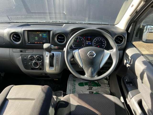 ＮＶ３５０キャラバンバン ２．５　プレミアムＧＸ　ロングボディ　ディーゼルターボ　４ＷＤ　Ｂモニター　キーフリー　切替式４ＷＤ　ＡＢＳ　運転席エアバッグ　記録簿　インテリキー　エアコン　パワステ　ドラレコ　メモリーナビ　ＥＴＣ　ナビ　イモビライザー　ＰＷ（16枚目）