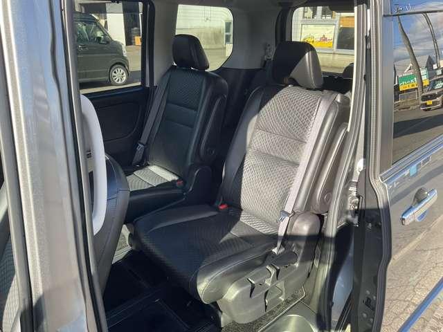 セレナ 1.2 e-POWER ハイウェイスター V アラモニ ドラレコ ETC LEDヘッドフォグ 360°カメラ エマジェンシーブレーキ スマキー LED ETC ドラレコ サイドカーテンエアバック フルオートエアコン アルミホイール エアバック メモリーナビ キーフリー ナビTV ABS(16枚目)