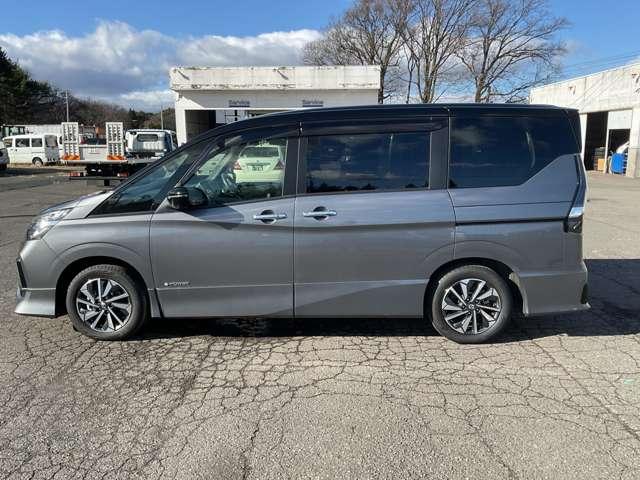 セレナ 1.2 e-POWER ハイウェイスター V アラモニ ドラレコ ETC LEDヘッドフォグ 360°カメラ エマジェンシーブレーキ スマキー LED ETC ドラレコ サイドカーテンエアバック フルオートエアコン アルミホイール エアバック メモリーナビ キーフリー ナビTV ABS(19枚目)