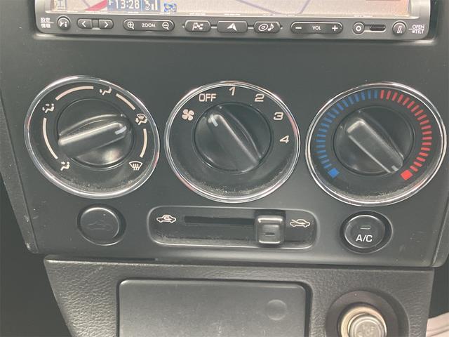 コペン アクティブトップ　ＥＴＣ　ナビ　ＴＶ　キーレスエントリー　シートヒーター　ＡＴ　ＡＢＳ　ＣＤ　アルミホイール　衝突安全ボディ　エアコン　パワーステアリング　パワーウィンドウ（9枚目）
