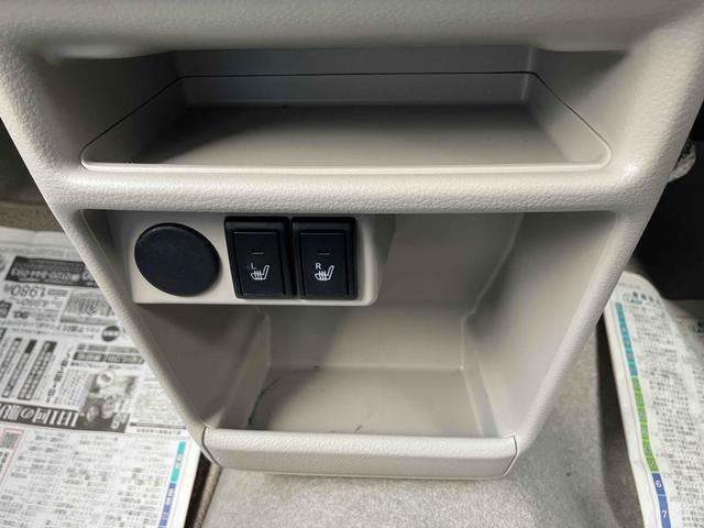 アルトラパン 　ドライブレコーダー　ＥＴＣ　ナビ　ＴＶ　衝突被害軽減システム　スマートキー　アイドリングストップ　電動格納ミラー　シートヒーター　ベンチシート　ＣＶＴ　ＣＤ　ＵＳＢ　Ｂｌｕｅｔｏｏｔｈ　エアコン（11枚目）