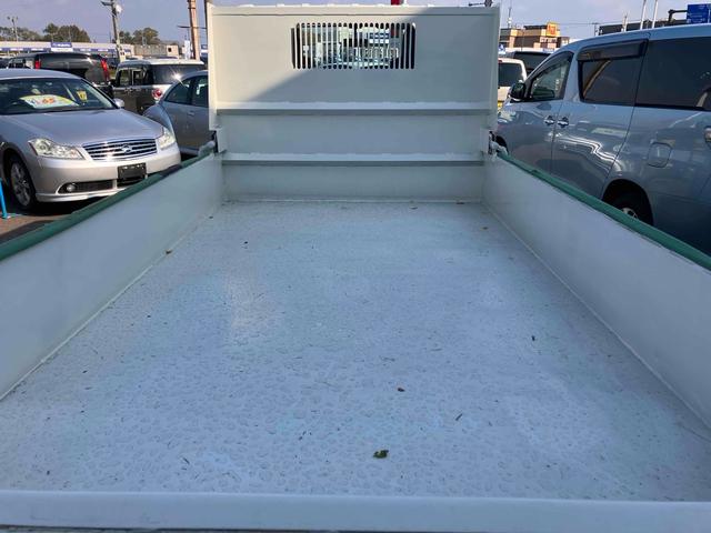 エルフトラック ダンプ MT 後輪ダブル ETC キーレスエントリー 電動格納ミラー エアコン パワーウィンドウ 運転席エアバッグ(17枚目)