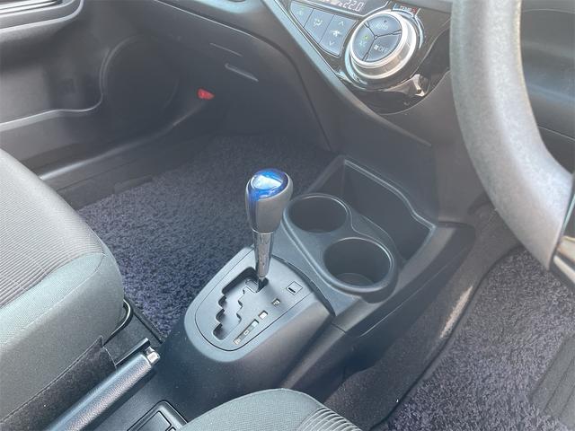 アクア Ｓスタイルブラック　Ｂｌｅｕｔｏｏｔｈ接続　バックモニター　ビルトインＥＴＣ　衝突軽減ブレーキ　車検整備付き　スマートキー　ナビ　テレビ　横滑り防止機能（11枚目）