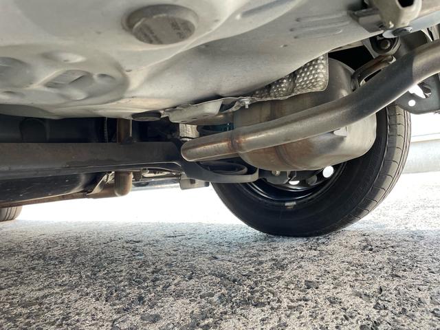 アクア Ｓスタイルブラック　Ｂｌｅｕｔｏｏｔｈ接続　バックモニター　ビルトインＥＴＣ　衝突軽減ブレーキ　車検整備付き　スマートキー　ナビ　テレビ　横滑り防止機能（26枚目）