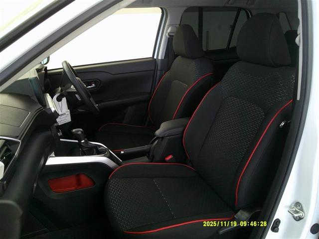 ライズ Ｚ　４ＷＤ　フルセグ　ＤＶＤ再生　バックカメラ　衝突被害軽減システム　ドラレコ　ＬＥＤヘッドランプ　アイドリングストップ　アルミホイール　キーレス　ＣＤ　ＡＢＳ　エアバッグ　スマートキー（8枚目）