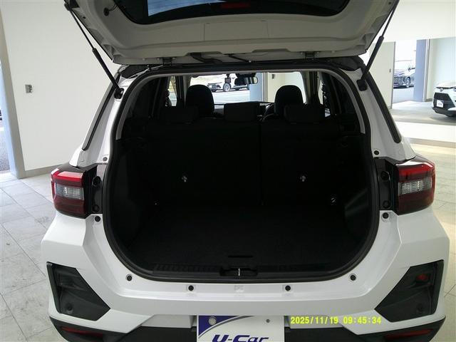 ライズ Ｚ　４ＷＤ　フルセグ　ＤＶＤ再生　バックカメラ　衝突被害軽減システム　ドラレコ　ＬＥＤヘッドランプ　アイドリングストップ　アルミホイール　キーレス　ＣＤ　ＡＢＳ　エアバッグ　スマートキー（10枚目）