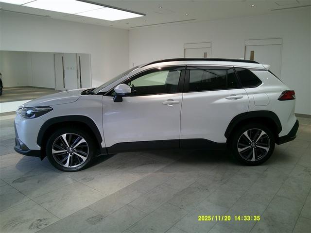 カローラクロス ハイブリッド　Ｚ　４ＷＤ　メモリーナビ　バックカメラ　衝突被害軽減システム　ＥＴＣ　ＬＥＤヘッドランプ　アルミホイール　キーレス　ＡＢＳ　エアバッグ　スマートキー　オートクルーズコントロール（18枚目）