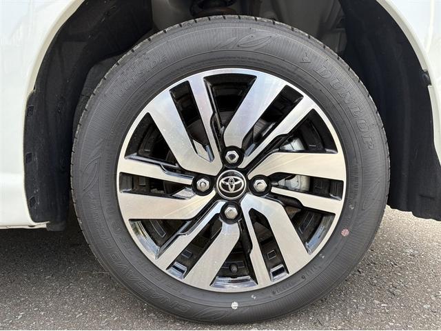 ルーミー カスタムＧ　４ＷＤ　フルセグ　メモリーナビ　ＤＶＤ再生　ミュージックプレイヤー接続可　バックカメラ　衝突被害軽減システム　両側電動スライド　ＬＥＤヘッドランプ　ウオークスルー　ワンオーナー　アイドリングストップ（7枚目）