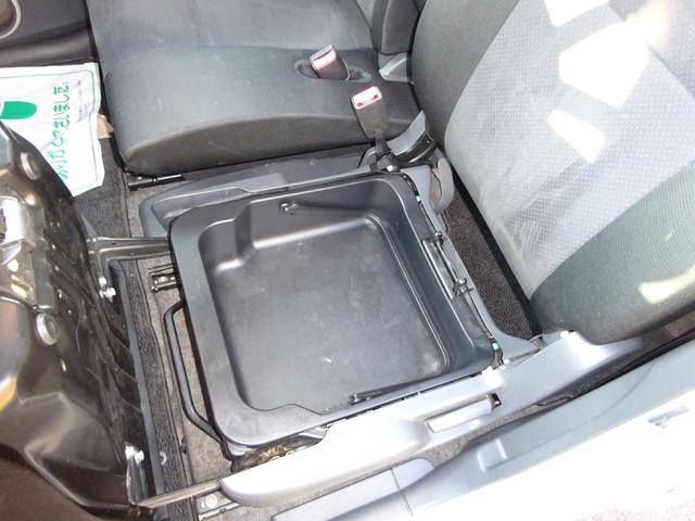 ワゴンＲスティングレー リミテッドＩＩ　４ＷＤ　純正１４ＡＷ　プッシュスタート　スマートキー（50枚目）