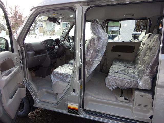 エブリイ Ｊリミテッド　ターボ　４ＷＤ　バックアイカメラ付７インチディスプレイオーディオ　スマホ連携　Ｂｌｕｅｔｏｏｔｈ　プッシュスタート　スマートキー　専用ＬＥＤヘッドライト　両側パワースライドドア　オートエアコン　ＣＶＴ（24枚目）