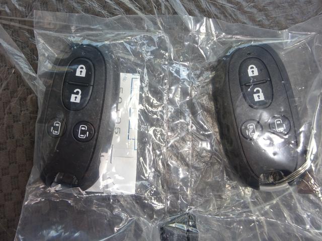 エブリイ Ｊリミテッド　ターボ　４ＷＤ　バックアイカメラ付７インチディスプレイオーディオ　スマホ連携　Ｂｌｕｅｔｏｏｔｈ　プッシュスタート　スマートキー　専用ＬＥＤヘッドライト　両側パワースライドドア　オートエアコン　ＣＶＴ（32枚目）