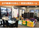 カスタムＸ　４ＷＤ　バックカメラ　純正マット　バイザー　届出済未使用車　純正ホイール　キーレスキー　プッシュスタート　パワースライドドア　電動パーキングブレーキ　シートヒーター（43枚目）