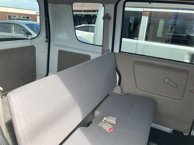 エブリイ ＰＣ　４ＷＤ　ＡＴ　ＥＴＣ　両側スライドドア　キーレスエントリー　盗難防止システム　エアコン　パワーステアリング　パワーウィンドウ　運転席エアバッグ　助手席エアバッグ（10枚目）