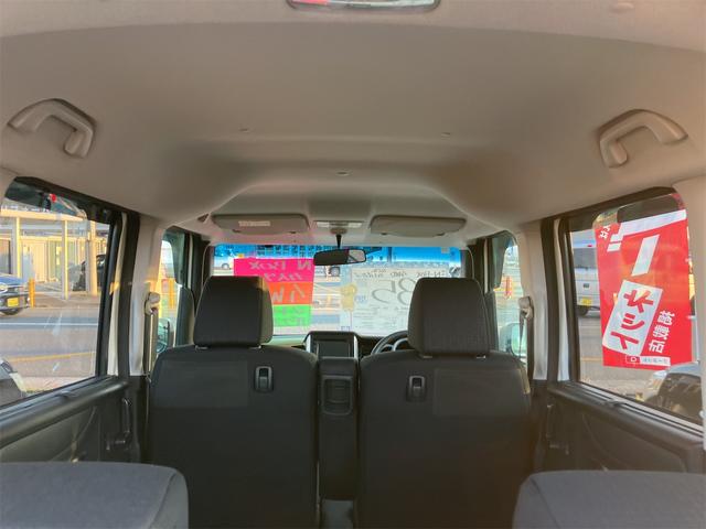 Ｎ－ＢＯＸカスタム Ｇ・Ｌパッケージ　４ＷＤ　両側スライド・片側電動　オートライト　スマートキー　アイドリングストップ　電動格納ミラー　シートヒーター　ベンチシート　ＣＶＴ　盗難防止システム　ＡＢＳ　ＥＳＣ　アルミホイール　衝突安全ボディ（18枚目）