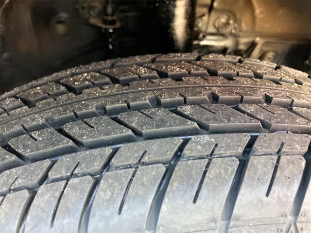 Ｎ－ＢＯＸカスタム Ｇ・Ｌパッケージ　４ＷＤ　両側スライド・片側電動　オートライト　スマートキー　アイドリングストップ　電動格納ミラー　シートヒーター　ベンチシート　ＣＶＴ　盗難防止システム　ＡＢＳ　ＥＳＣ　アルミホイール　衝突安全ボディ（20枚目）