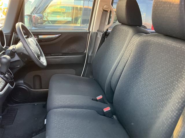 Ｎ－ＢＯＸカスタム Ｇ・Ｌパッケージ　４ＷＤ　両側スライド・片側電動　オートライト　スマートキー　アイドリングストップ　電動格納ミラー　シートヒーター　ベンチシート　ＣＶＴ　盗難防止システム　ＡＢＳ　ＥＳＣ　アルミホイール　衝突安全ボディ（29枚目）