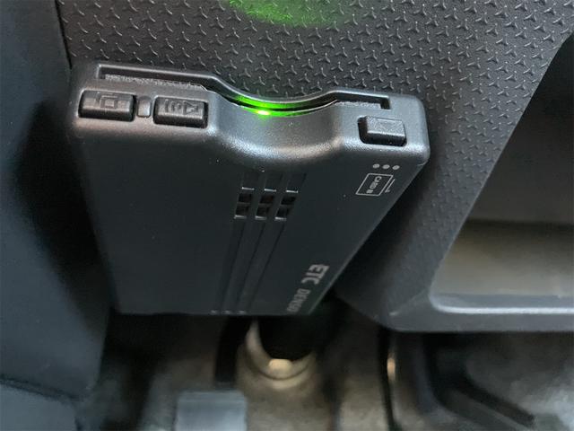 ハスラー Ｇ　４ＷＤ　ドライブレコーダー　ＥＴＣ　ナビ　ＴＶ　衝突被害軽減システム　スマートキー　アイドリングストップ　電動格納ミラー　シートヒーター　ベンチシート　ＣＶＴ　盗難防止システム　ＡＢＳ　ＥＳＣ　ＣＤ（8枚目）