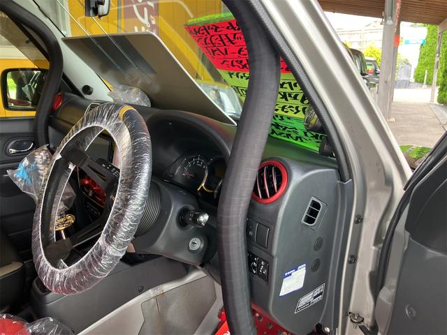 ジムニー ランドベンチャー　４ＷＤ　ドライブレコーダー　ＥＴＣ　ＴＶ　キーレスエントリー　シートヒーター　ＡＴ　ＡＢＳ　ＣＤ　ＤＶＤ再生　ＵＳＢ　Ｂｌｕｅｔｏｏｔｈ　アルミホイール　衝突安全ボディ　エアコン　パワーウィンドウ（29枚目）